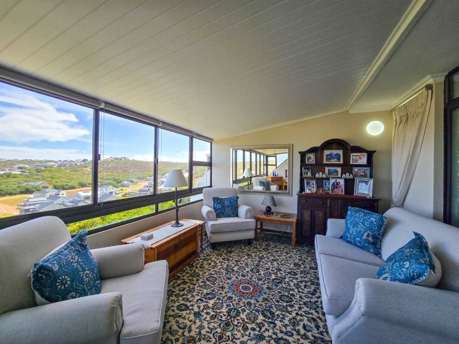 2 Bedroom Property for Sale in Stilbaai Wes Western Cape